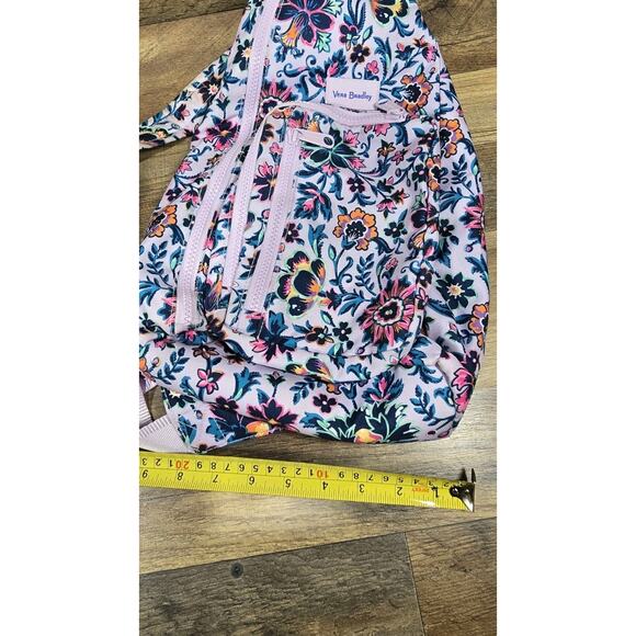 Vera Bradley Reactive Purple Floral Sling Backpack Pre Owned - Picture 12 of 13
